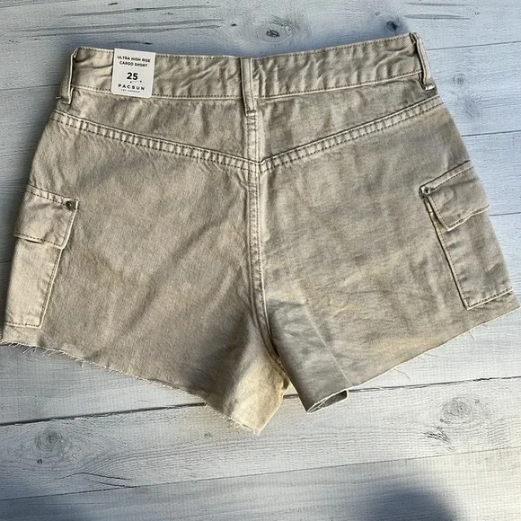NWT Pacsun Light Gray Ultra High Rise Cargo Short 25 - Picture 7 of 11